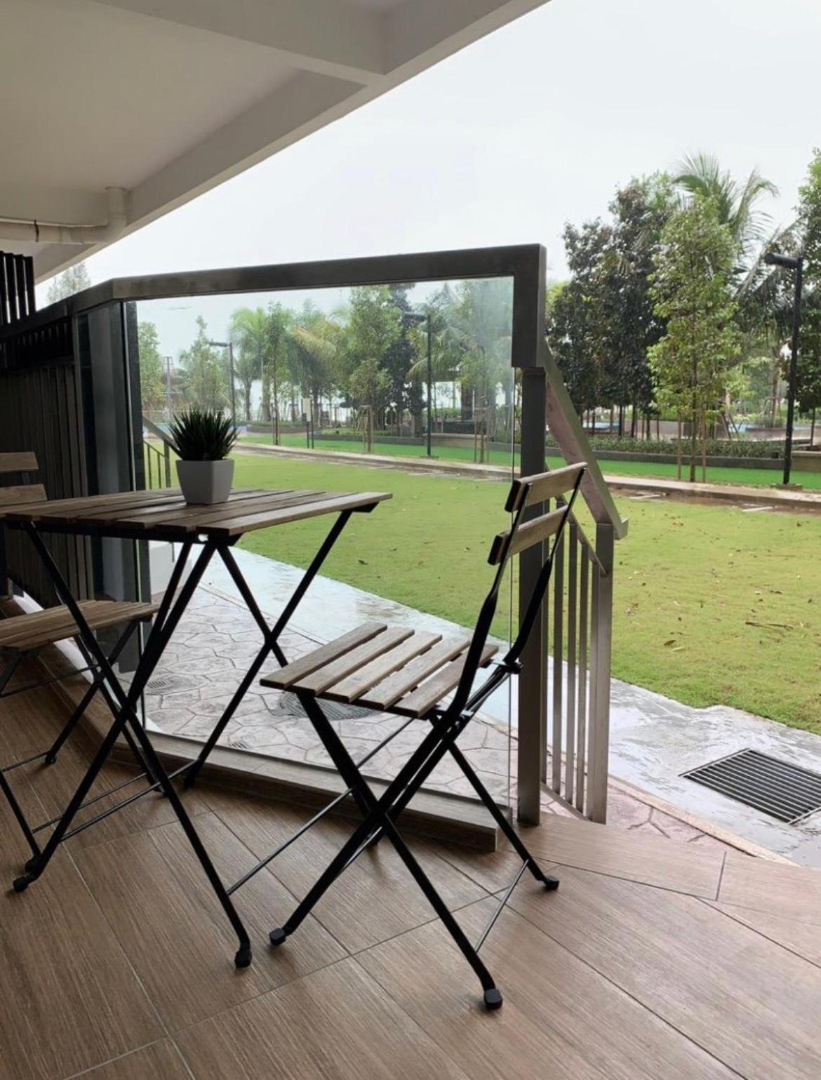 Timur Bay Groundfloor Pool & Seaview Kuantan Extérieur photo